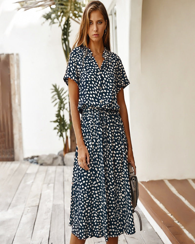 Evelyn | Robe de diva à manches courtes