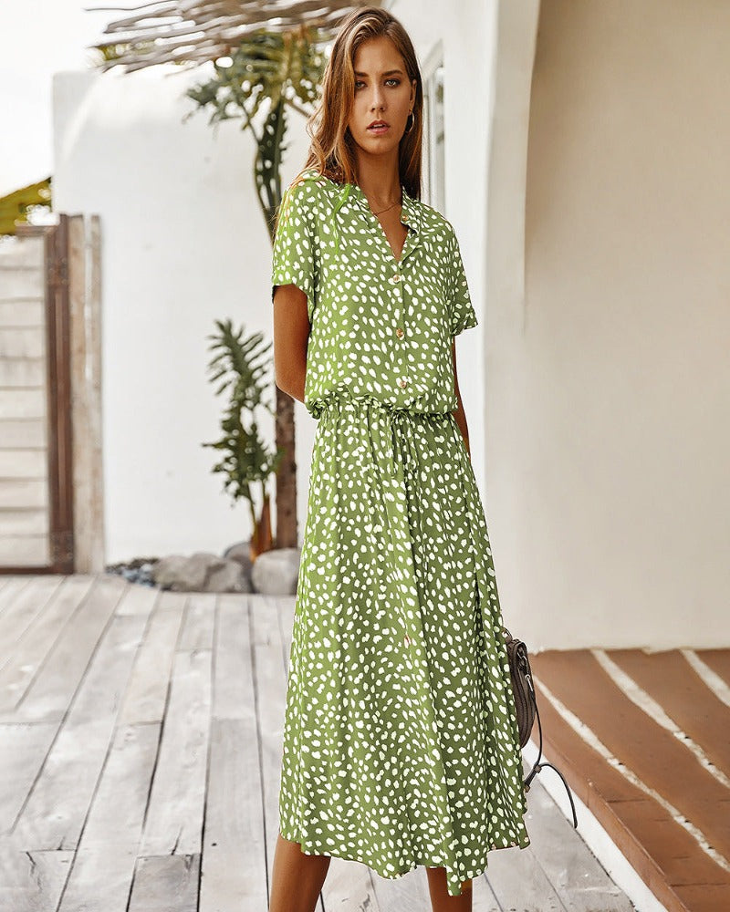 Evelyn | Robe de diva à manches courtes