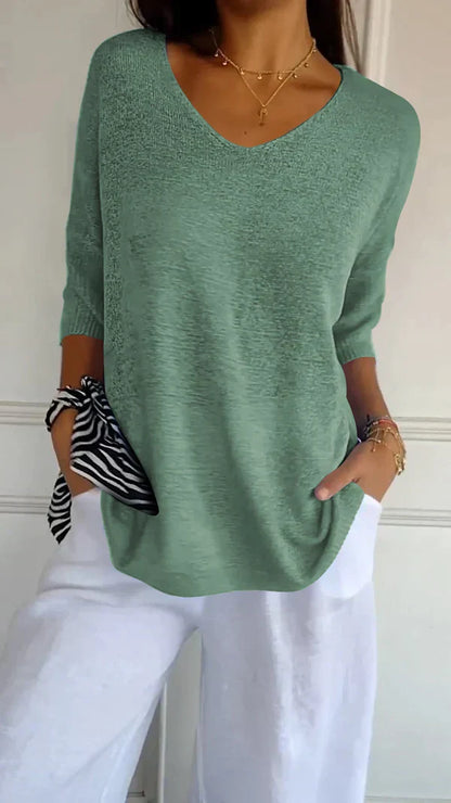 LILLY | Top élégant avec encolure en V